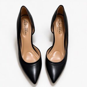 ✨ Satine D'Orsay Pointed Toe Pumps Size 8.5